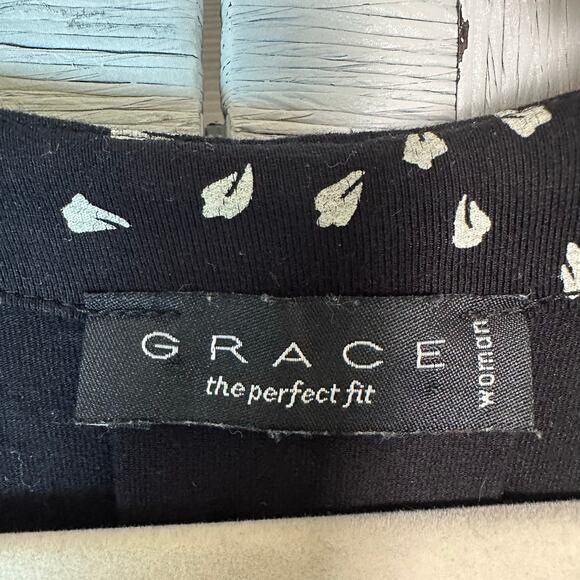 Grace the perfect top cardigan open front waterfall black cream print plus size - Picture 6 of 11